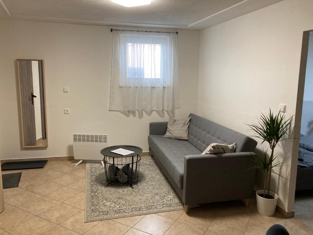 Ferienwohnung Deduv Sklep Hlohovec Exterior foto
